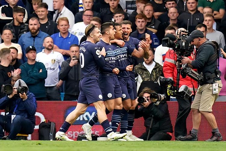 比赛拖入自 比赛拖入自