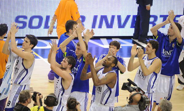 分球往往直 分球往往直