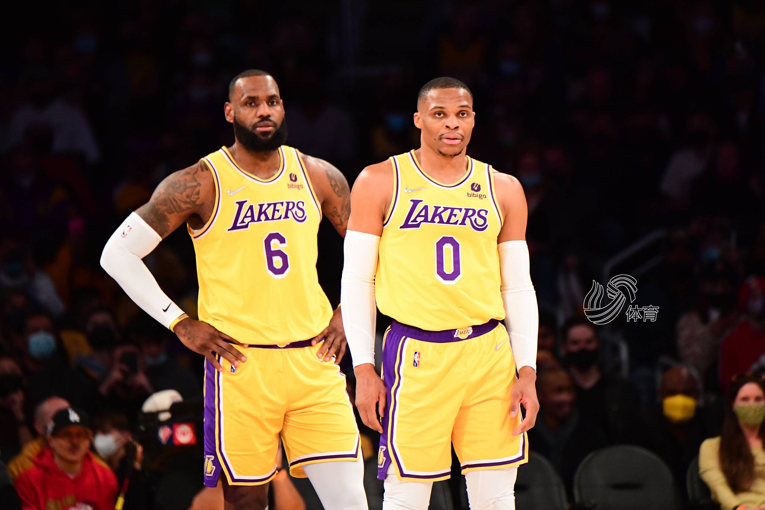 边路回防深 边路回防深